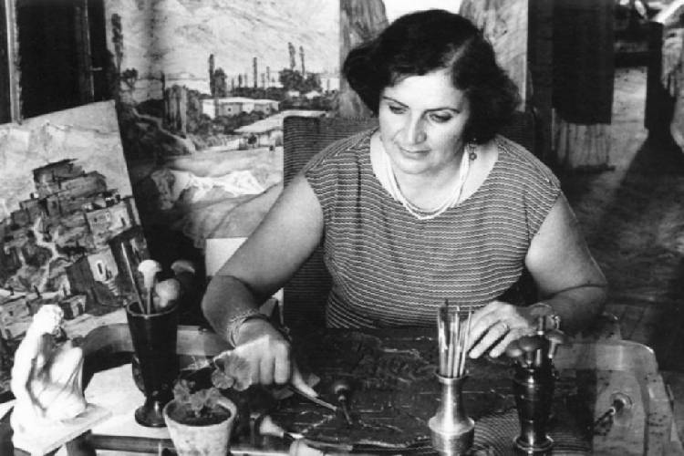 Renowned artist Maral Rahmanzadeh