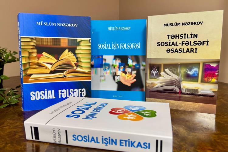 Prezident Kitabxanasına təhsil və və sosial elmlərə dair kitablar hədiyyə olunub