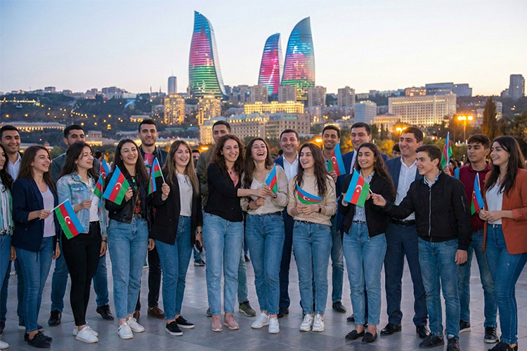 2 февраля — День молодёжи Азербайджана