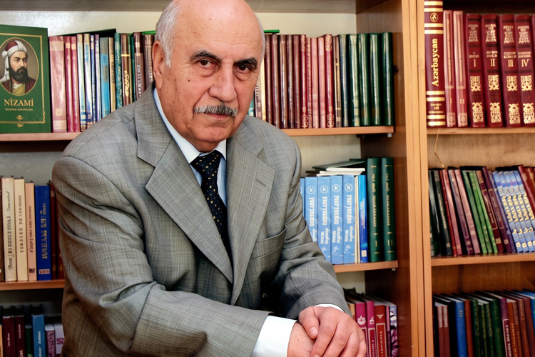 Akademik Bəkir Nəbiyev